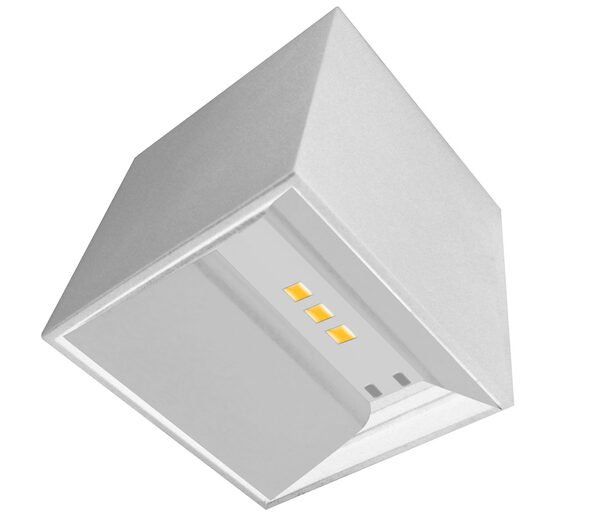 Lampara de pared, blanco cálido, 2 Watts, cubo 2 salidas óptica ajustable, de sobreponer, policarbonato acabado blanco, 85-265V ca, protección IP65