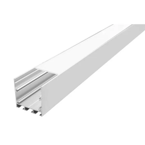 PA3535150WWAC.jpg Lampara led, suspendido, blanco cálido, 60 Watts, óptica 120°, aluminio y policarbonato incluye soportes de fijación, 127V ca, protección IP20