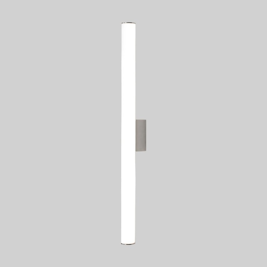 Lampara para baño de led integrado cuerpo de aluminio acabado en cromo