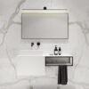 Q83606-BK-AMBIENTE-2-.jpg Lampara para baño de led integrado acabado en color negro